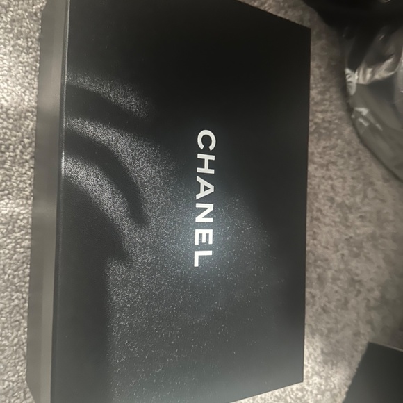 Chanel Quilted Turnlock Loafers 41 Black - Picture 8 of 8